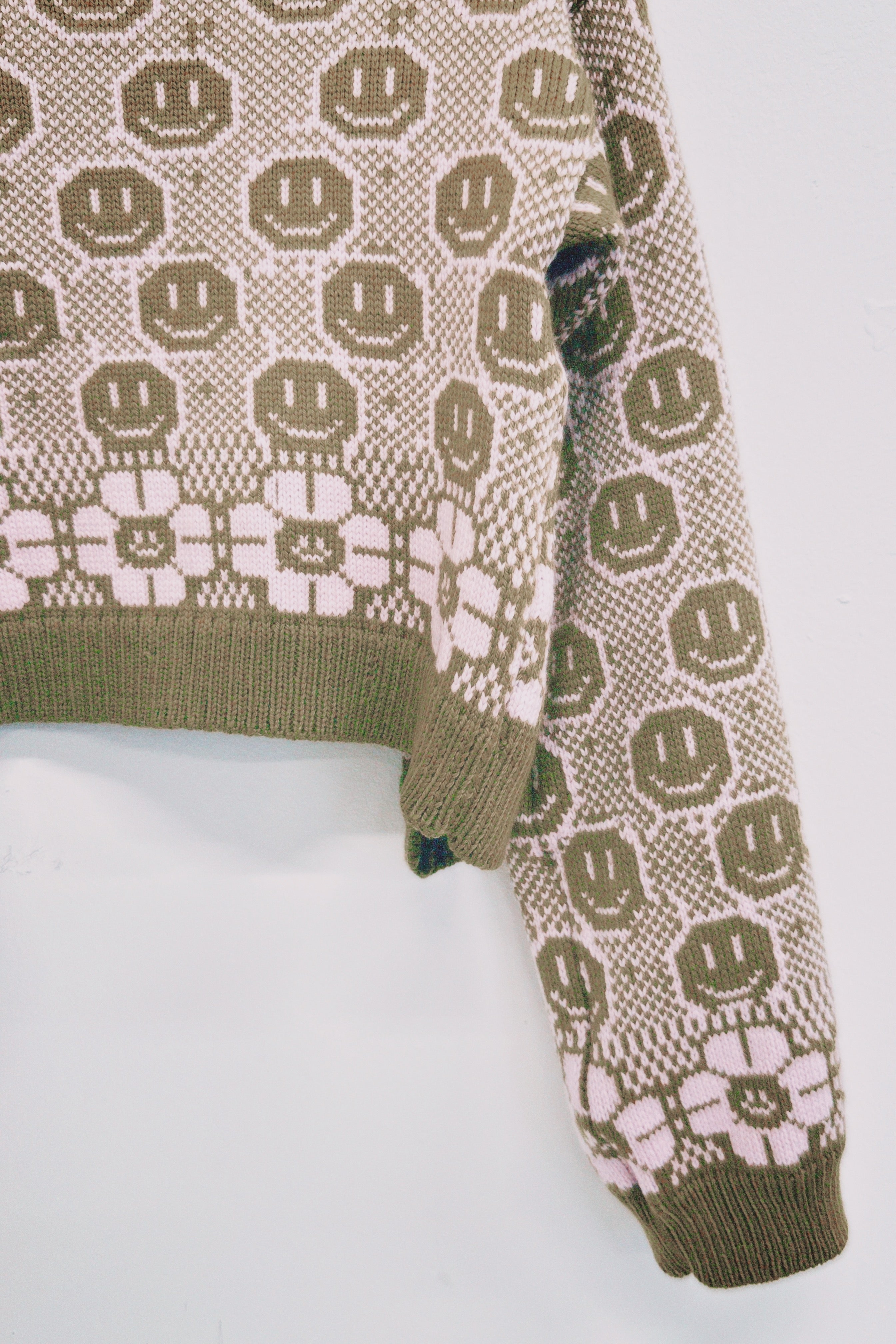 Susannah Smiley and Friend Bow tie Cardigan : Pink