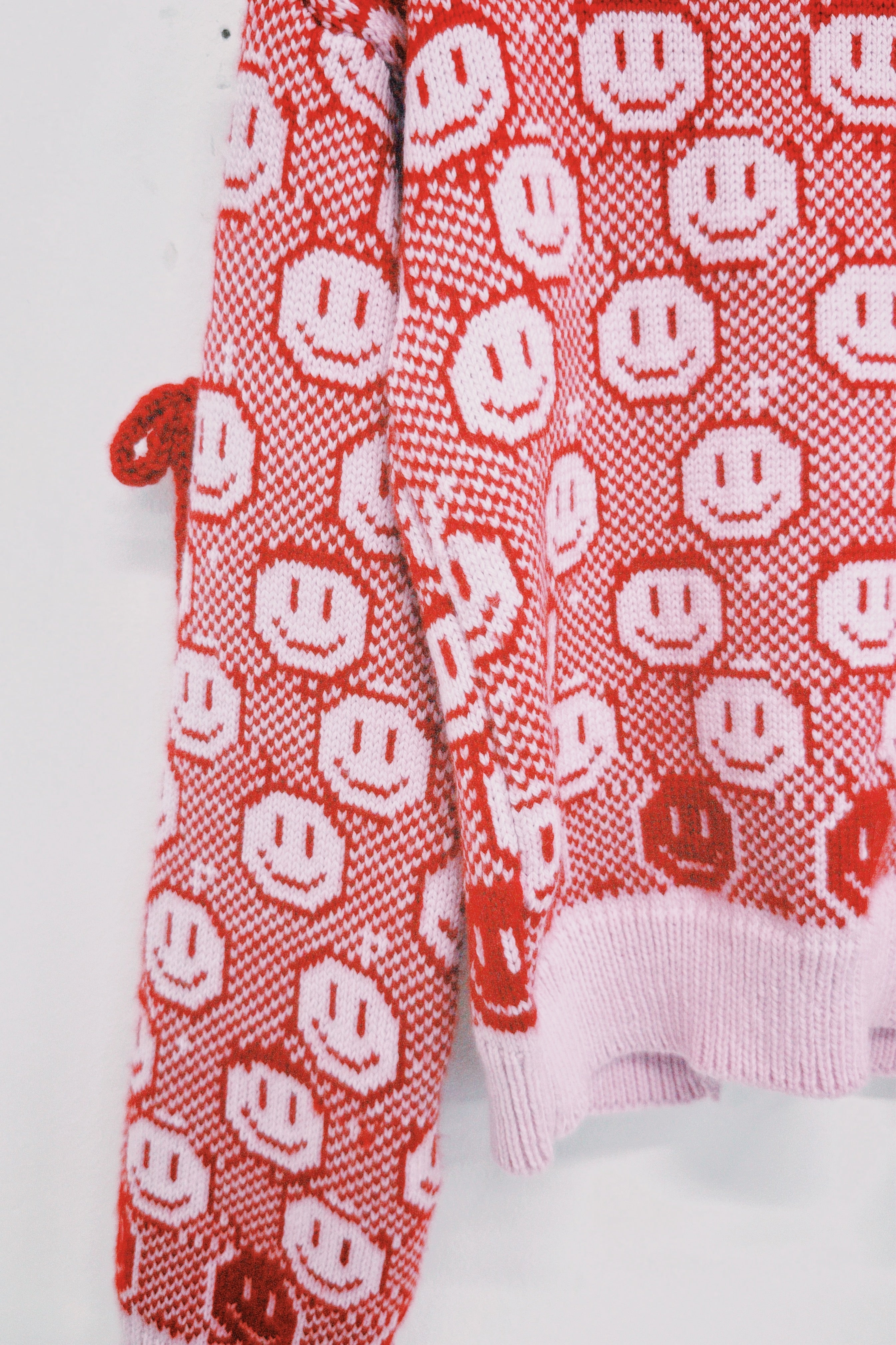 Susannah Smiley Cardigan with knitted Bows: Red